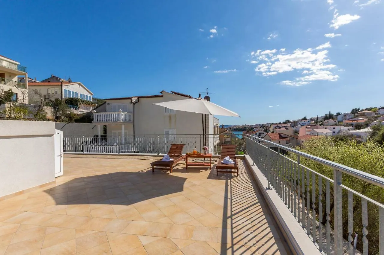 Villa Palanga Trogir Croacia